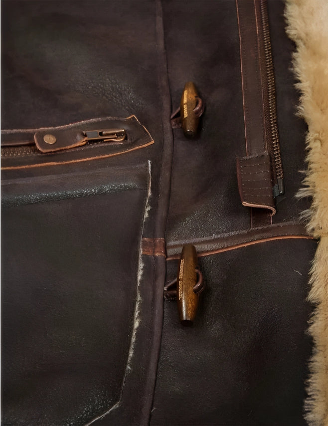 Winterjas in omgekeerd lam - Omer