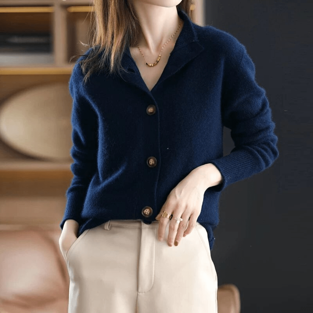 Chique damesvest met knoopsluiting van zacht materiaal, perfect voor veelzijdige outfits