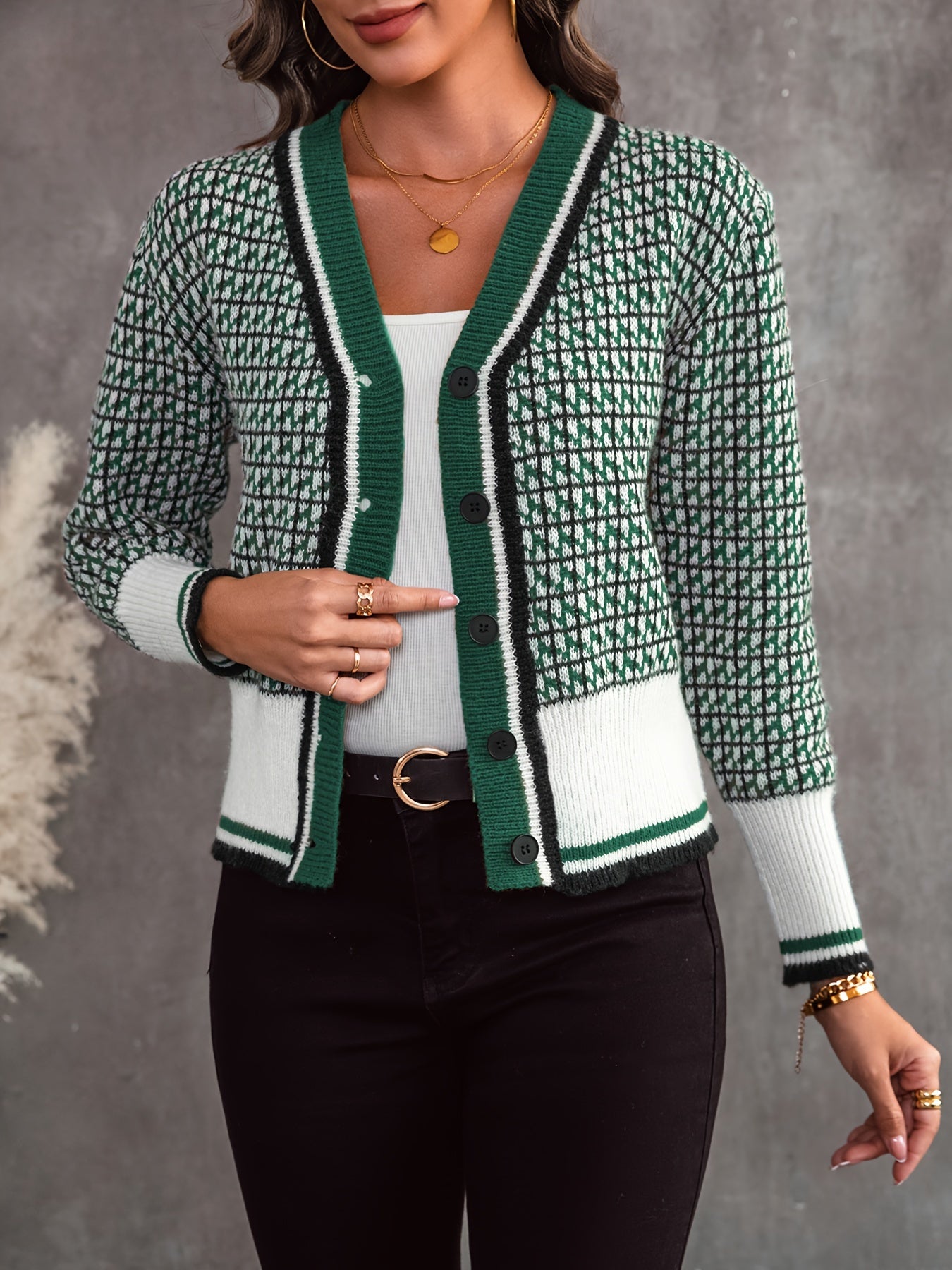 Chic vest met knopen, ideaal voor frisse dagen en veelzijdige looks.