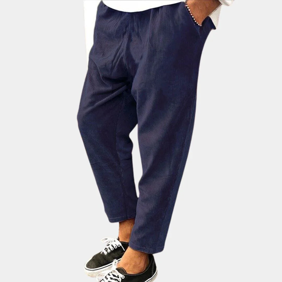 Comfortabele zomerbroek van corduroy met praktische zakken - ideaal voor een casual zomerse look.