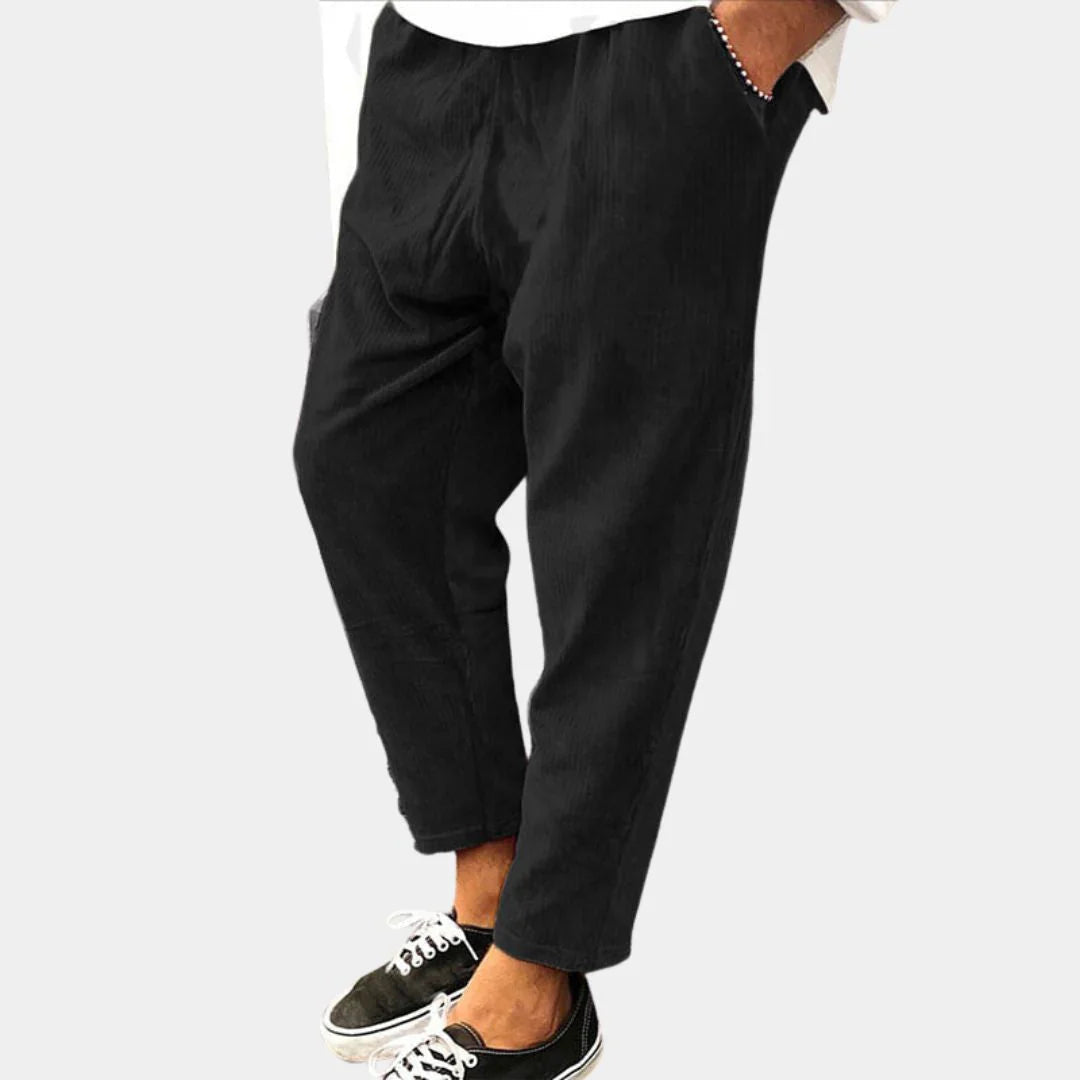Comfortabele zomerbroek van corduroy met praktische zakken - ideaal voor een casual zomerse look.
