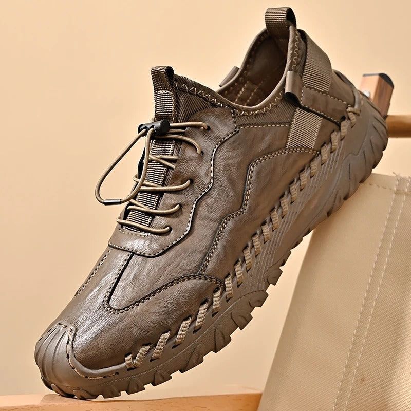 Comfortabele herenschoenen met ergonomisch ontwerp en antislipzool, perfect voor de herfst en winter.