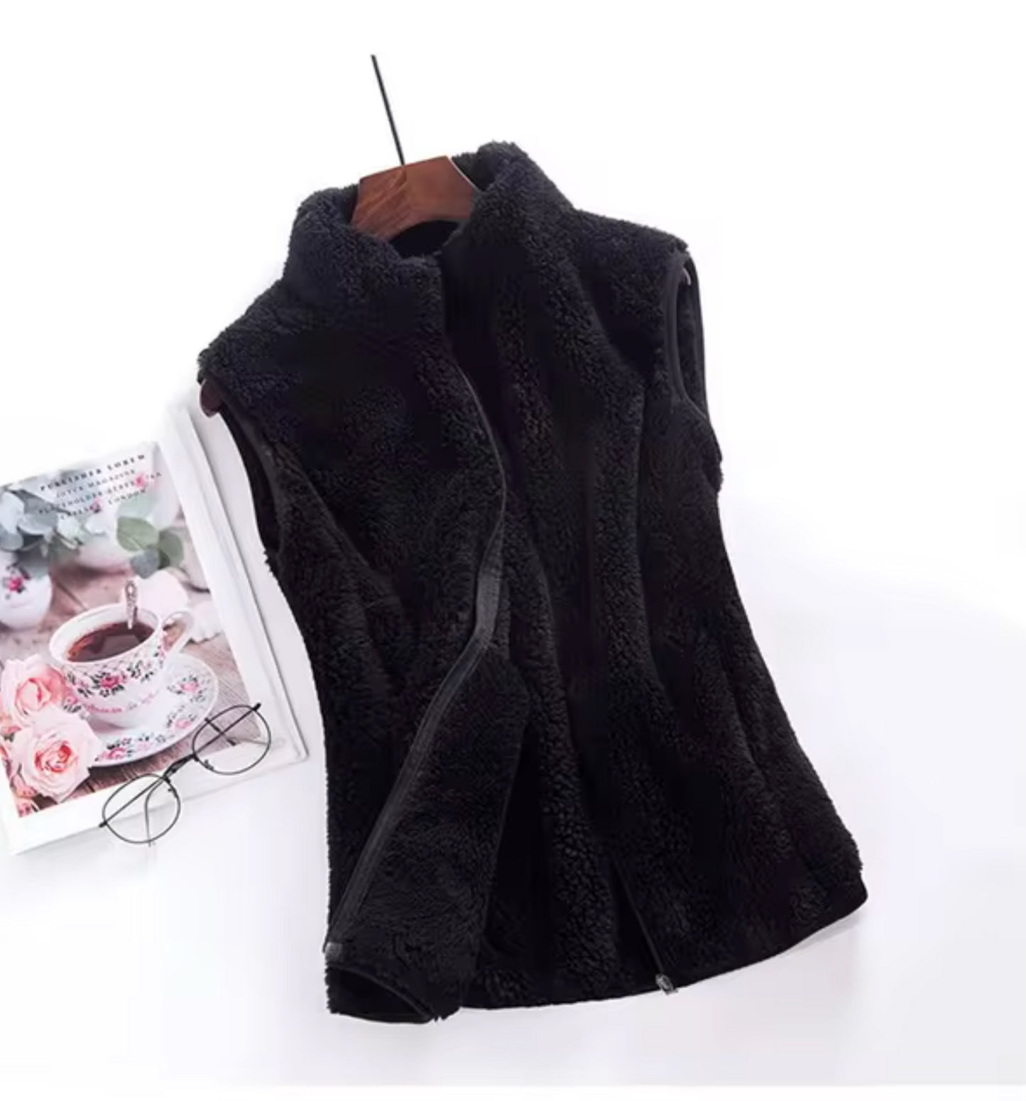 Elegant fluwelen damesvest van fleece, luxueus en perfect voor koele herfst- en winterdagen