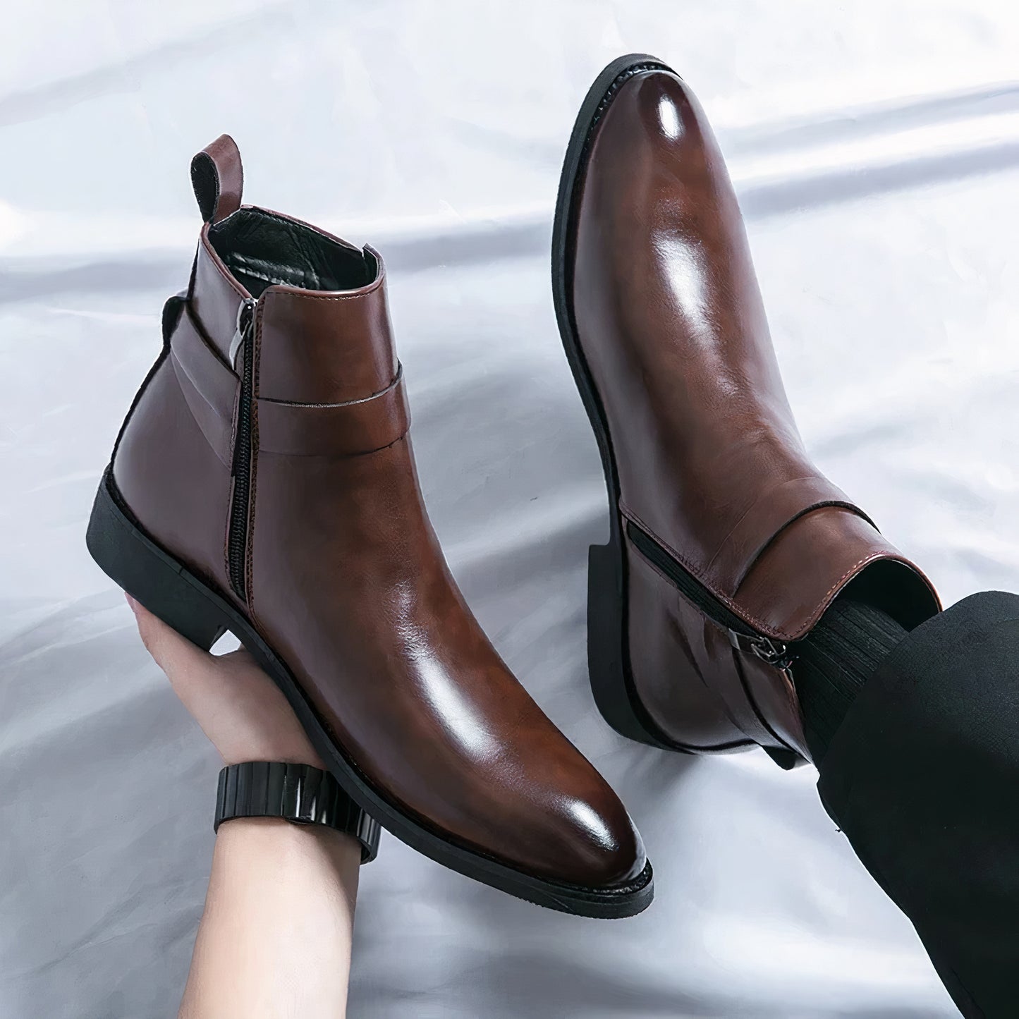 Elegante enkellaarsjes voor heren, ideaal voor stijlvolle herfst- en winterdagen.