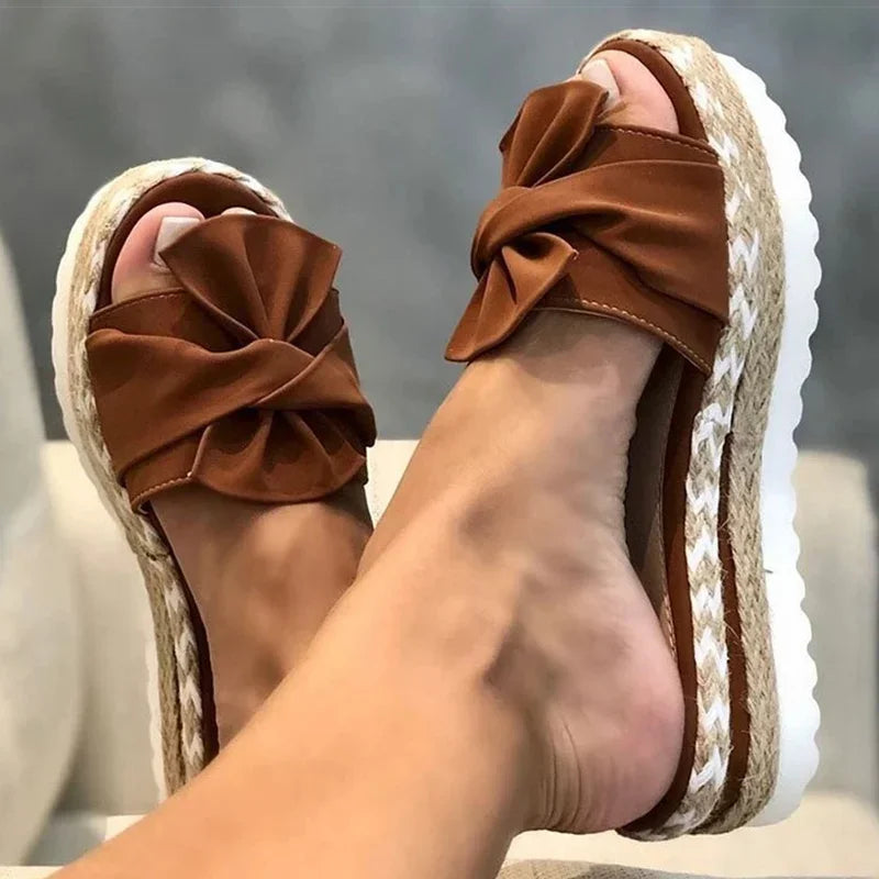 Lichtgewicht dames zomersandalen met zachte zool en stijlvol design, perfect voor warme dagen