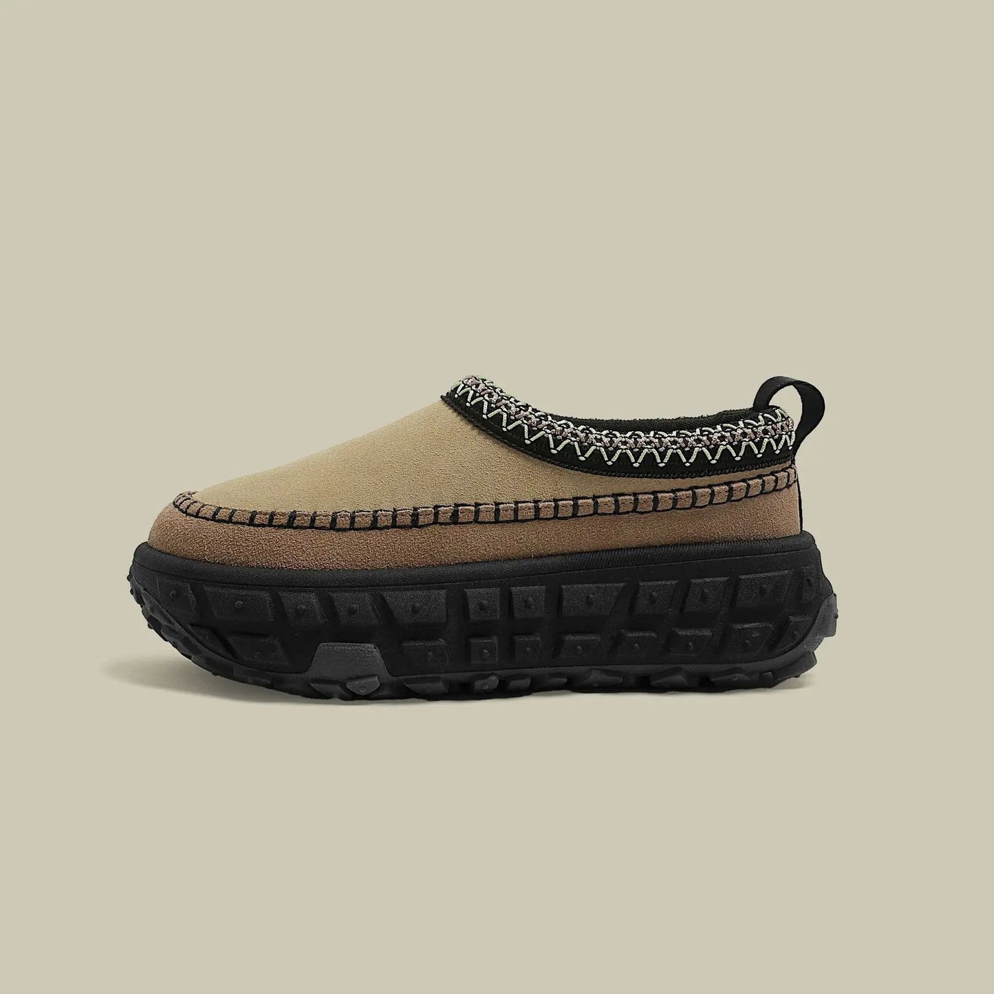 Luxe wolkenschoenen voor dames met antislipzool en gewatteerde tussenzool, ideaal voor herfst- en winterdagen.