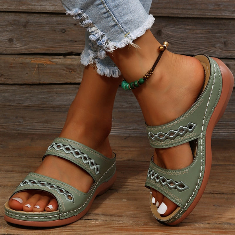 Modieuze en comfortabele zomersandalen voor dames met een licht, ondersteunend voetbed, ideaal voor warme dagen