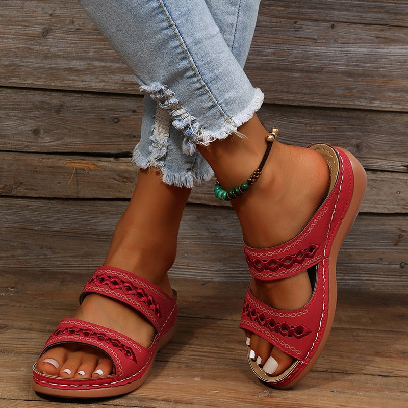 Modieuze en comfortabele zomersandalen voor dames met een licht, ondersteunend voetbed, ideaal voor warme dagen