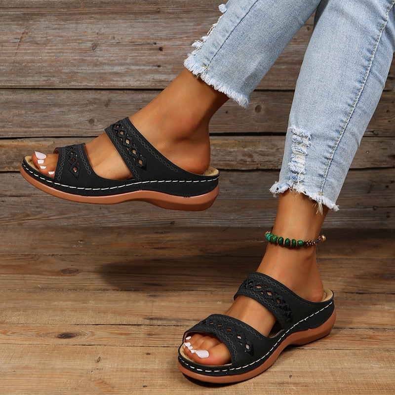 Modieuze en comfortabele zomersandalen voor dames met een licht, ondersteunend voetbed, ideaal voor warme dagen