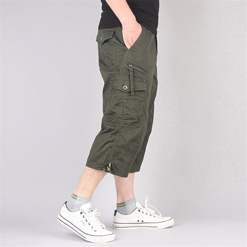 Cargo shorts met meerdere zakken voor mannen, ideaal voor buitenactiviteiten en zomerse dagen.