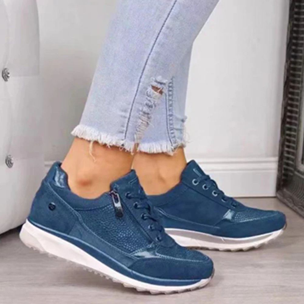 Comfortabele orthopedische schoenen voor vrouwen met schokabsorberende zool, ideaal voor herfstwandelingen.