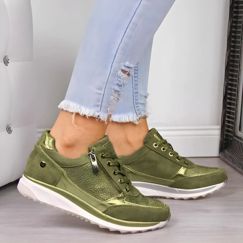 Comfortabele orthopedische schoenen voor vrouwen met schokabsorberende zool, ideaal voor herfstwandelingen.