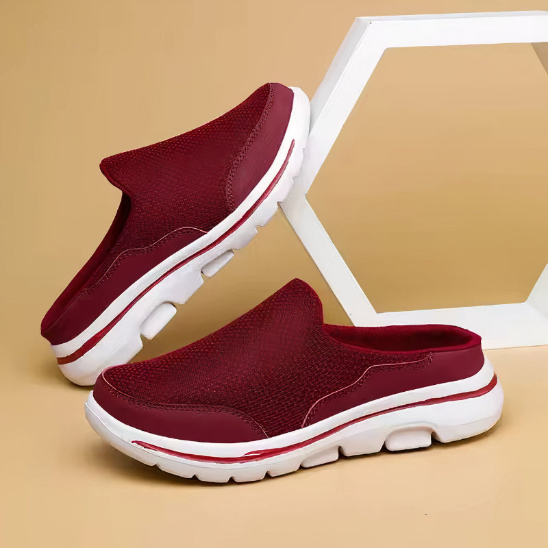 Sportieve zomersandalen voor actieve mannen met ergonomische zool en ademend design.