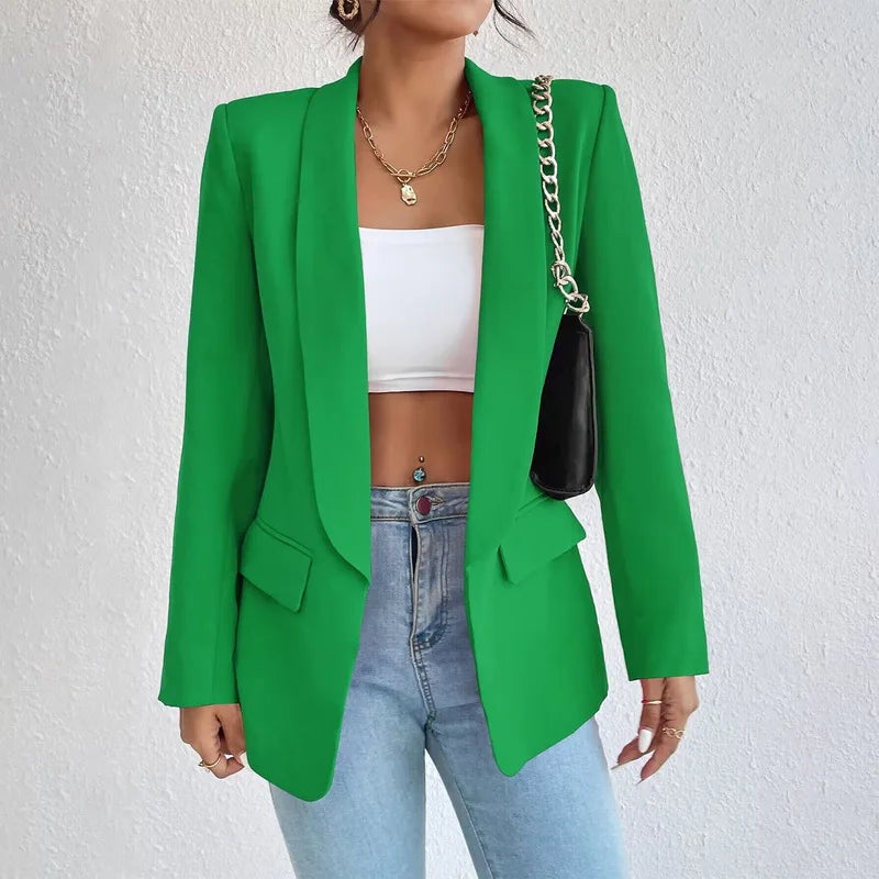 Stijlvolle blazer voor dames, ideaal voor elegante en casual outfits, met hoogwaardig materiaal en praktische zakken.