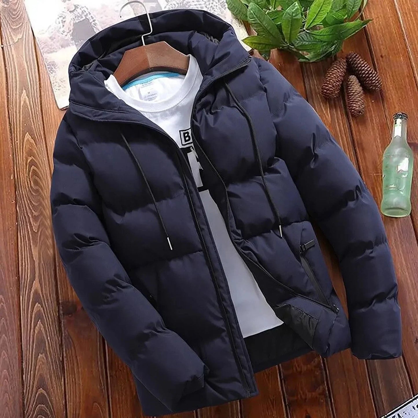 Moderne heren winterjas met capuchon, warme voering en praktisch ontwerp