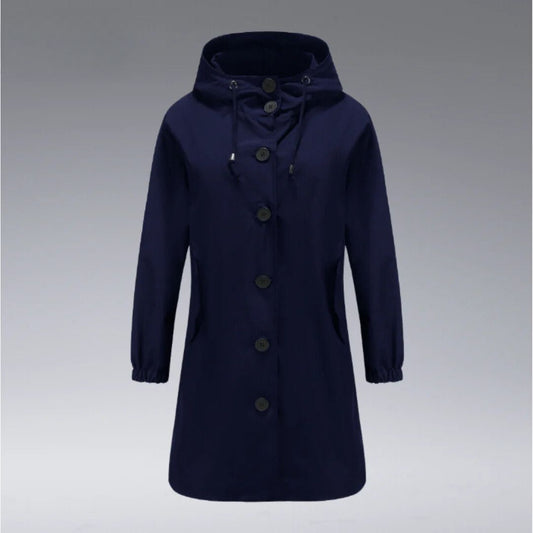 Vrouw draagt een stijlvolle windjack trenchcoat, perfect voor koele herfst- en winterdagen