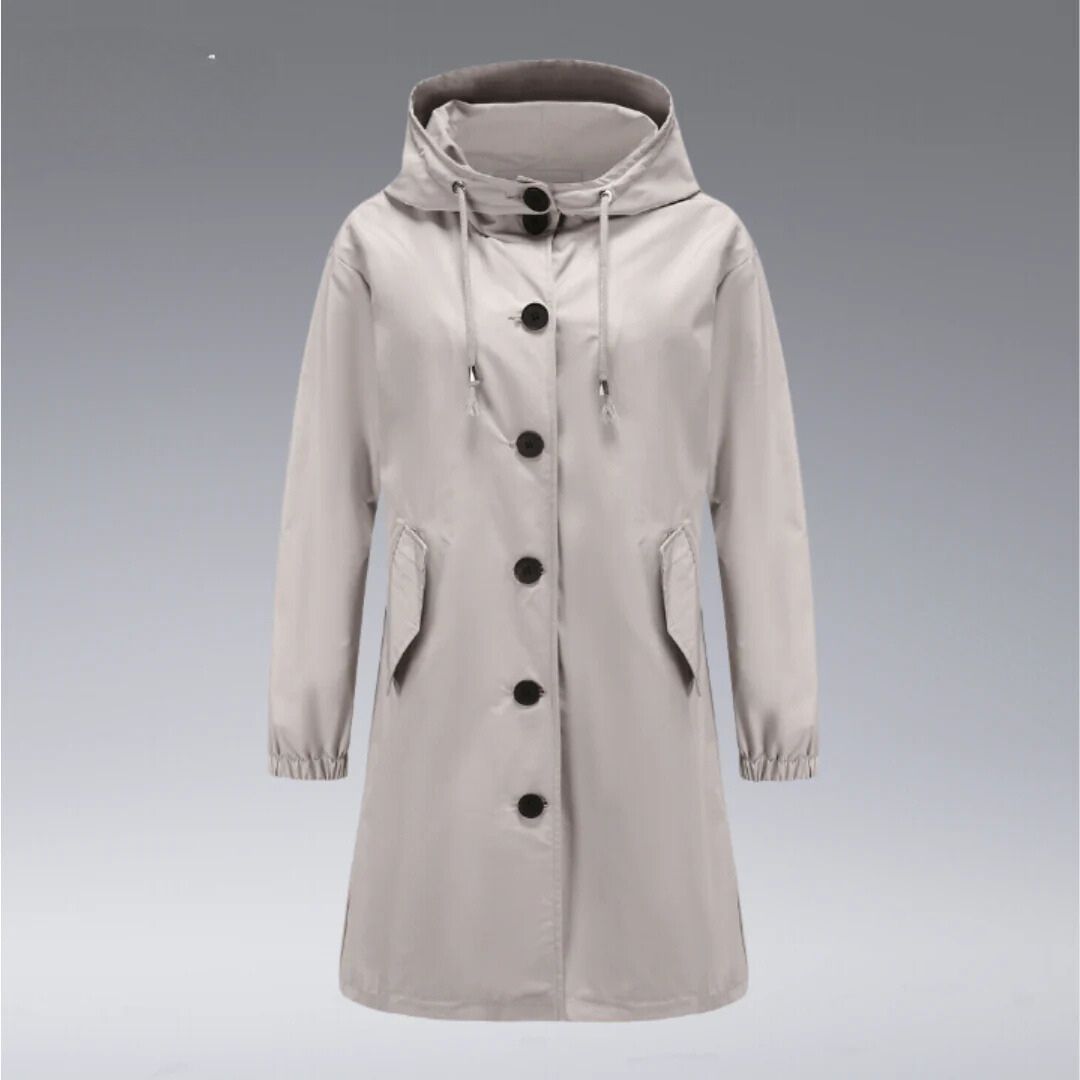 Vrouw draagt een stijlvolle windjack trenchcoat, perfect voor koele herfst- en winterdagen