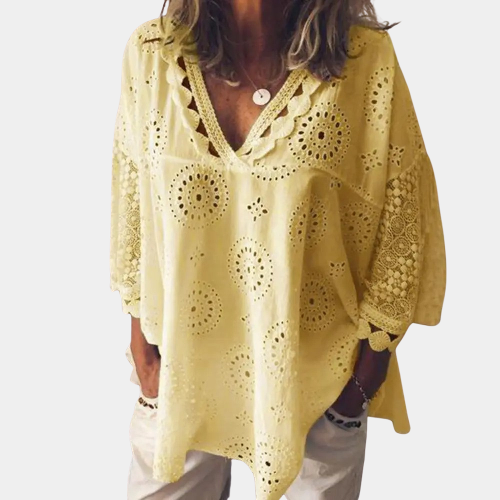 Tijdloze zomerblouse met een elegante snit voor veelzijdige styling