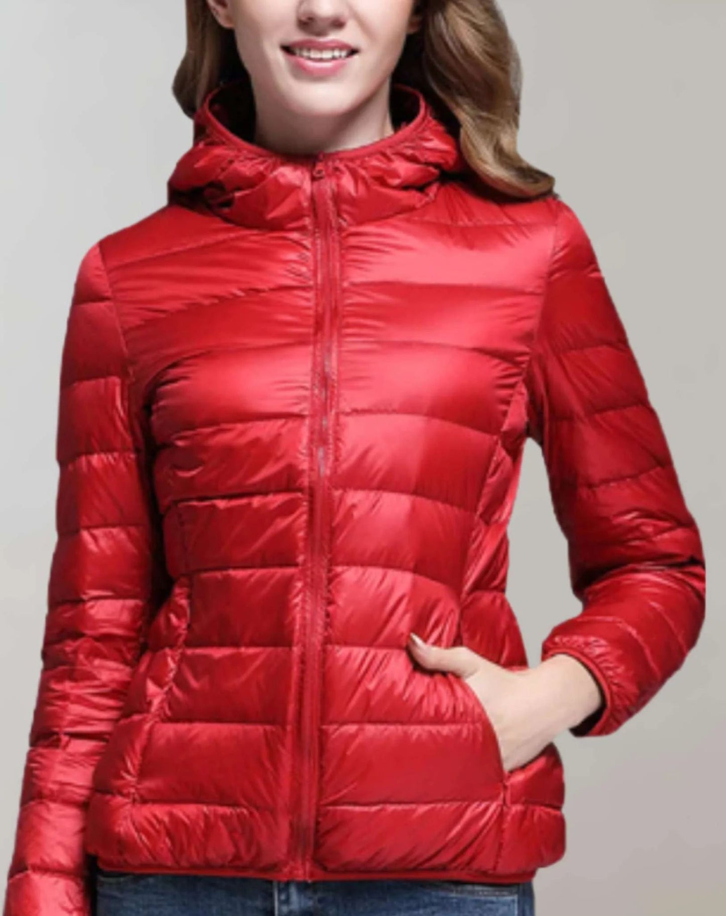Ultralicht gewatteerd donsjack voor dames, ideaal voor herfst- of winterdagen, lichtgewicht en waterafstotend