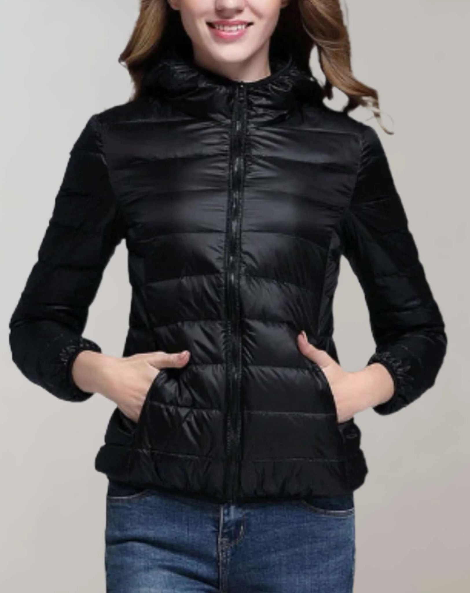 Ultralicht gewatteerd donsjack voor dames, ideaal voor herfst- of winterdagen, lichtgewicht en waterafstotend