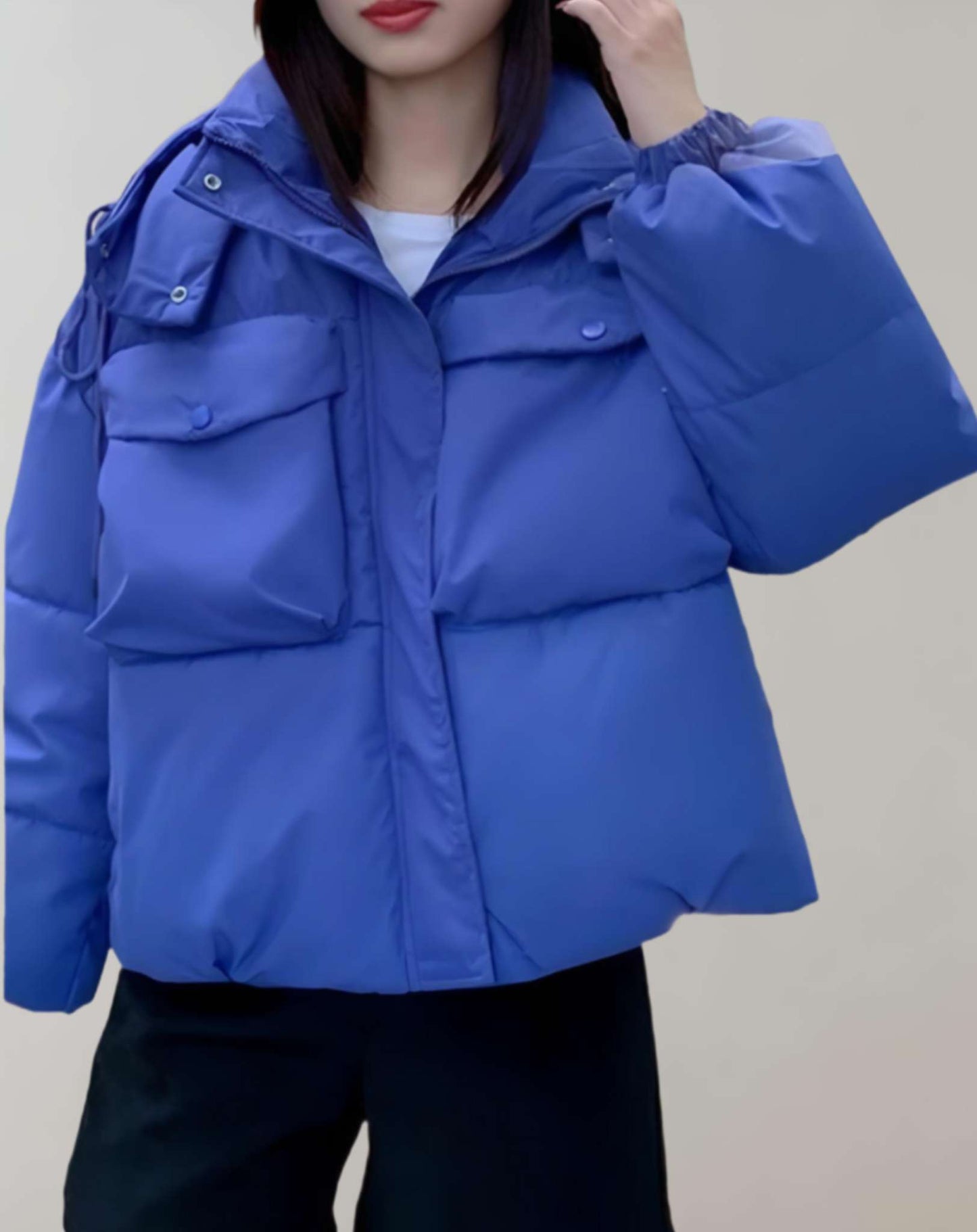 Warme gewatteerde katoenen jas voor dames, ideaal voor de herfst en winter, met een praktische capuchon en ruime zakken.
