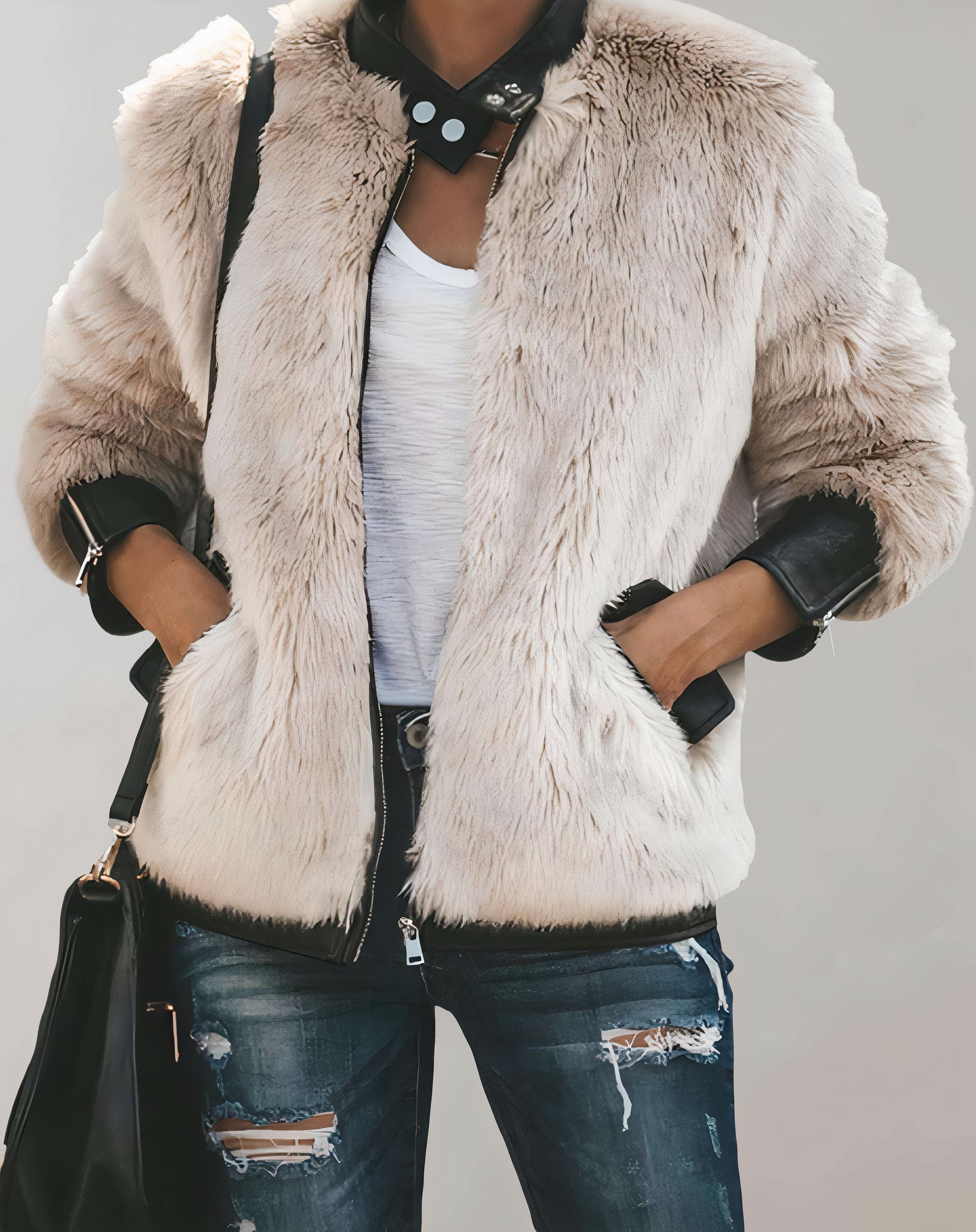 Warme jas van imitatiebont voor dames met luxe design en details van imitatieleer, ideaal voor herfst- en winterdagen, biedt stijlvolle warmte en comfort.
