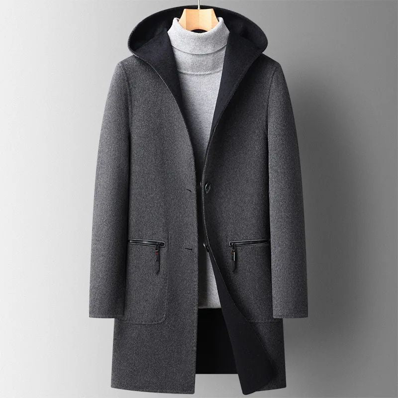 Hooded winterjack voor heren, ideaal voor herfst- en winterdagen, met een elegant ontwerp en praktische details.