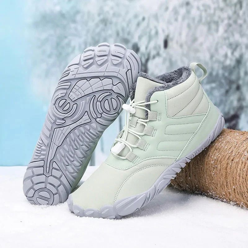 Waterdichte winterschoenen voor heren met een antislipzool en warme binnenvoering, ideaal voor koude dagen.