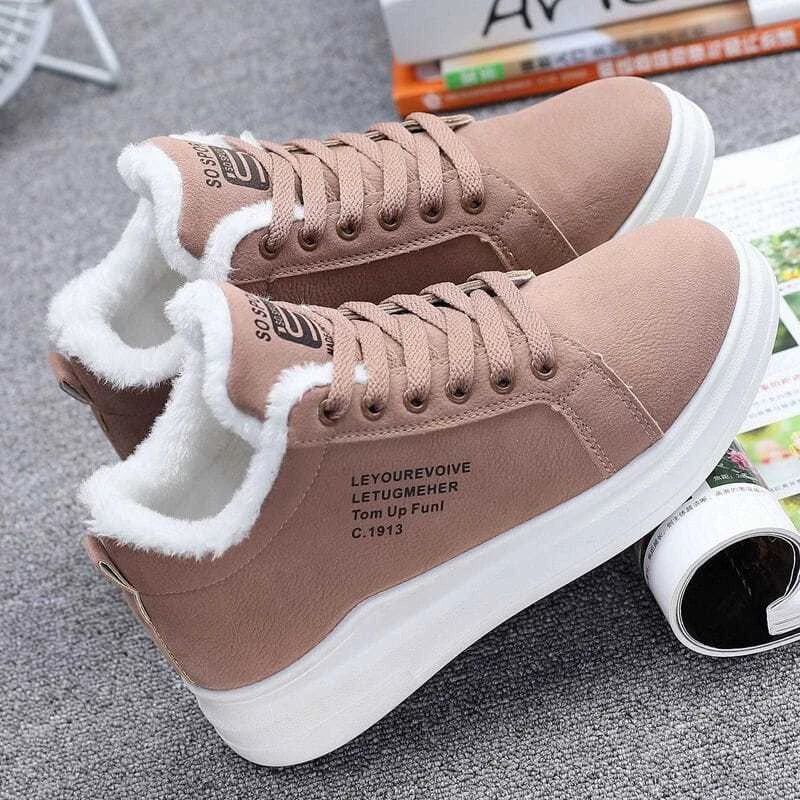 Fluwelen sneakers die klaar zijn voor de herfst: maak je klaar voor de herfst! - April