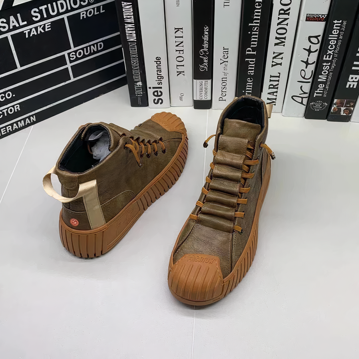 Verhoogde schoenen in Britse stijl - Rion