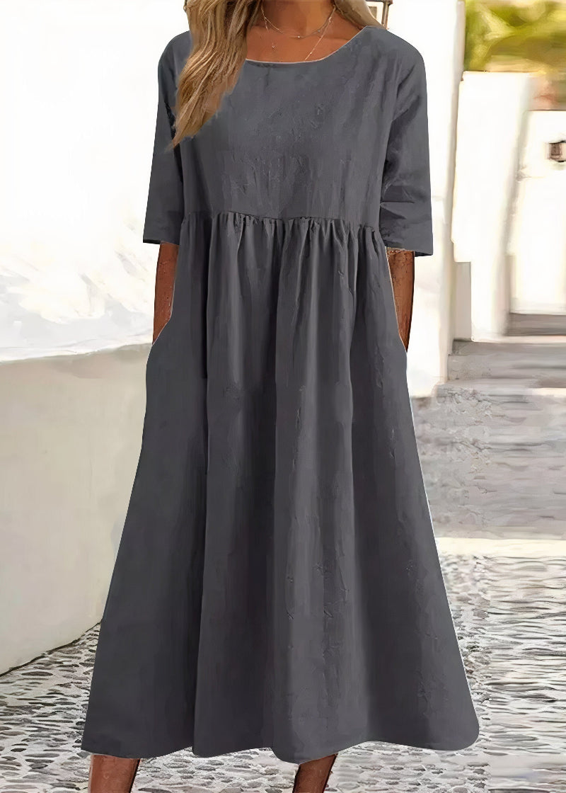 Chique zomerjurk voor dames met een elegante snit en luchtige stof, ideaal voor zonnige dagen