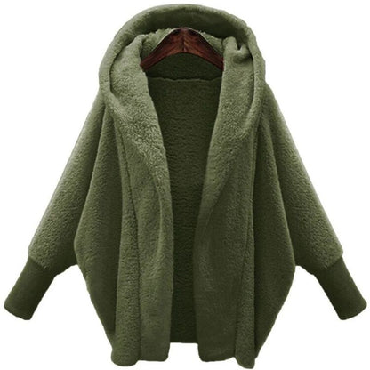 Comfortabel fleece vest voor dames, ideaal voor herfst- en winterdagen, met zachte fleece en capuchon voor extra comfort.