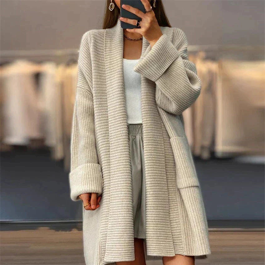 Elegant lang vest voor dames, ideaal voor koude dagen en veelzijdige outfits
