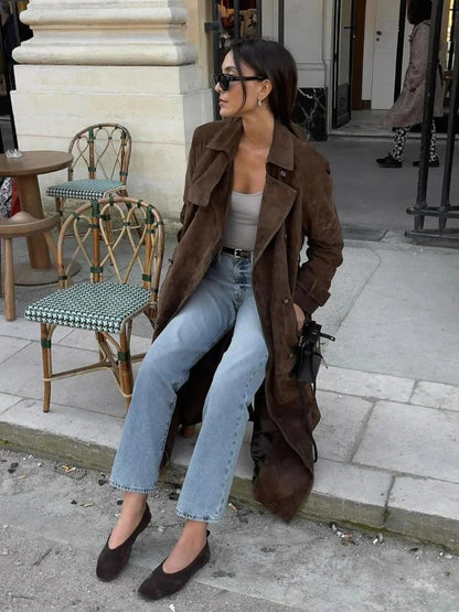 Elegante suède jas voor dames, ideaal voor koude herfst- en winterdagen, stijlvol en luxueus