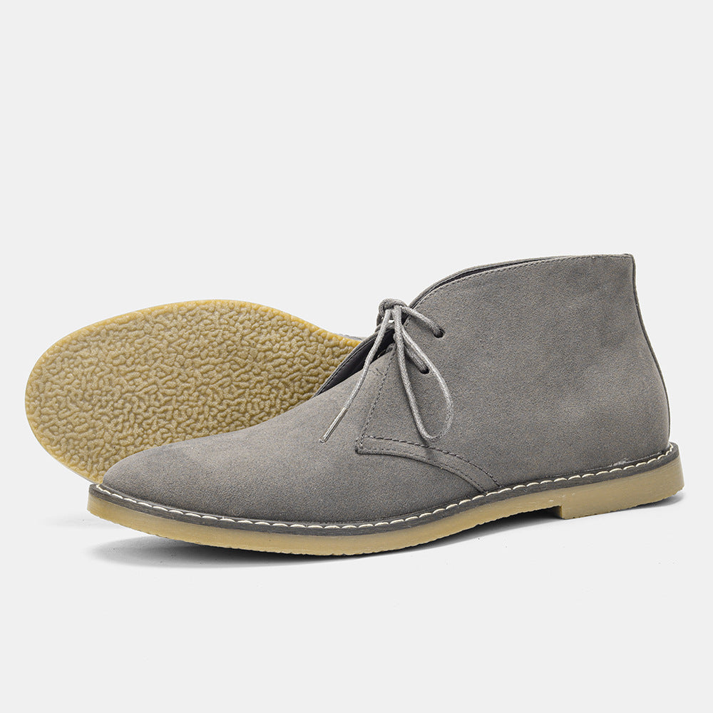 Klassieke woestijnlaarzen voor heren, stijlvol en comfortabel, ideaal voor de herfst of winter.