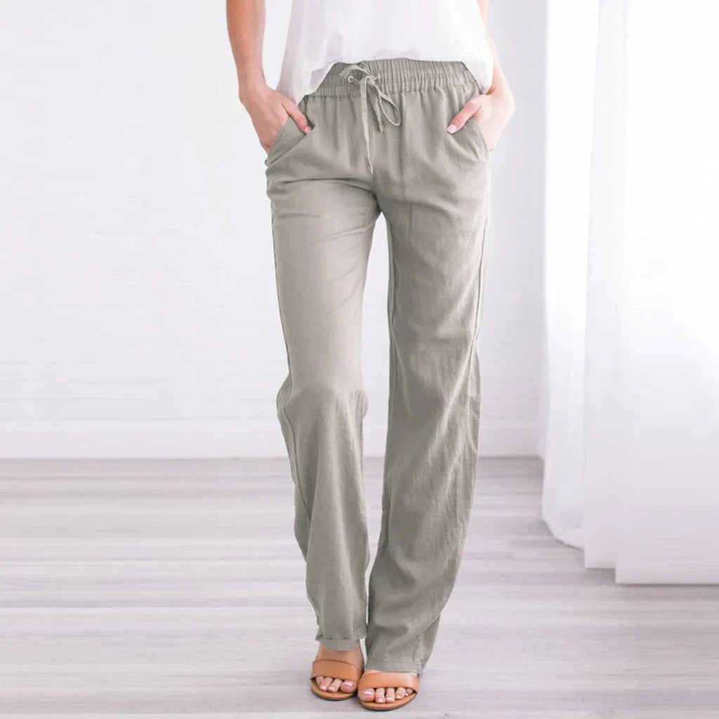 Luchtige katoen-linnen broek voor dames met lichte, ademende stof en een comfortabele pasvorm.