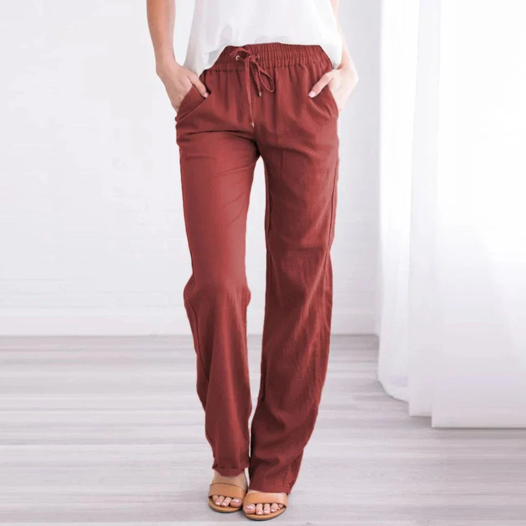 Luchtige katoen-linnen broek voor dames met lichte, ademende stof en een comfortabele pasvorm.