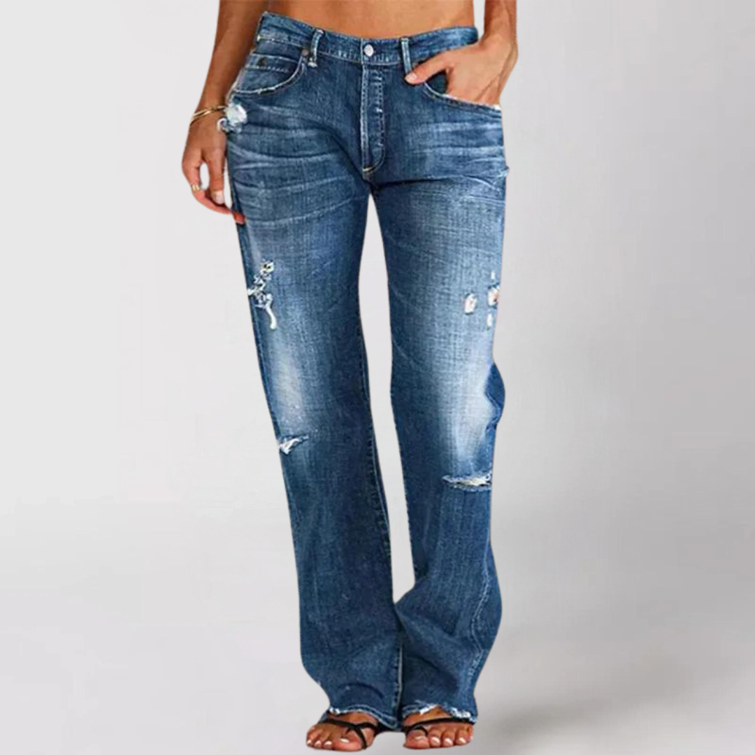Modieuze zomerbroek van lichte denim met comfortabele pasvorm en ademende stof.