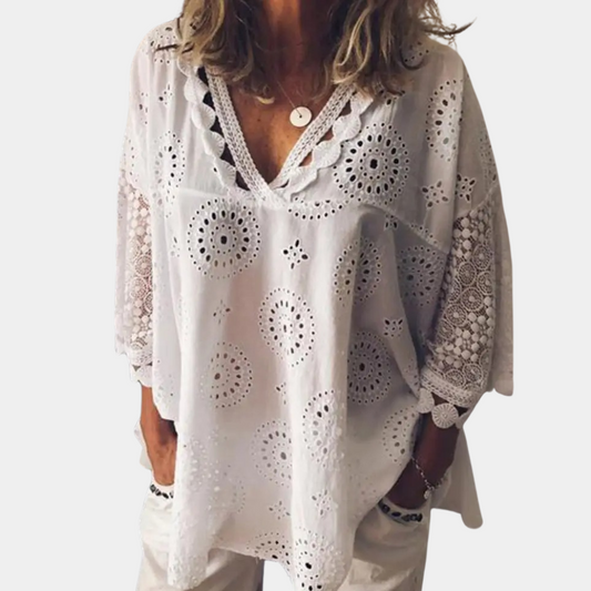 Tijdloze zomerblouse met een elegante snit voor veelzijdige styling